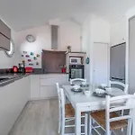 Appartement Dans Bourg A 230m De La - 4 Pers