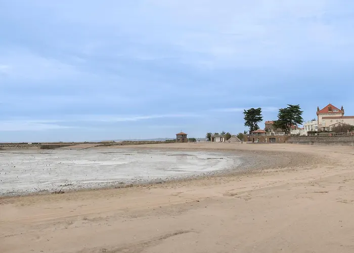 Dans Bourg A 230m De La - 4 Pers Appartement La Bernerie-en-Retz
